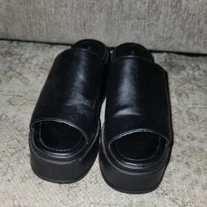Black Platform Slide Sandals